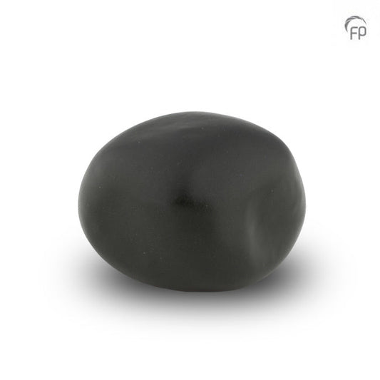 Deze keramische knuffelkeitjes worden op ambachtelijke wijze vervaardigd, waardoor geen enkel keitje hetzelfde is en voorzien van een bijzondere laklaag. 