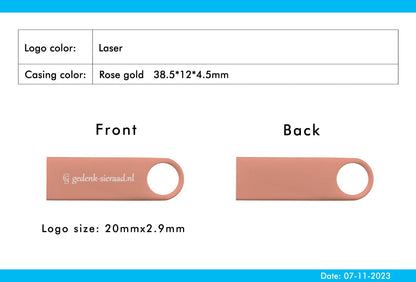 USB stick 16 GB/3.0 flash drive. Afmetingen: 38,5x12x4,5 mm. Kleur : rosé gold. Opdruk : gedenk-sieraad.nl. Inclusief sleutelhanger split ring in rosé gold kleur.alle