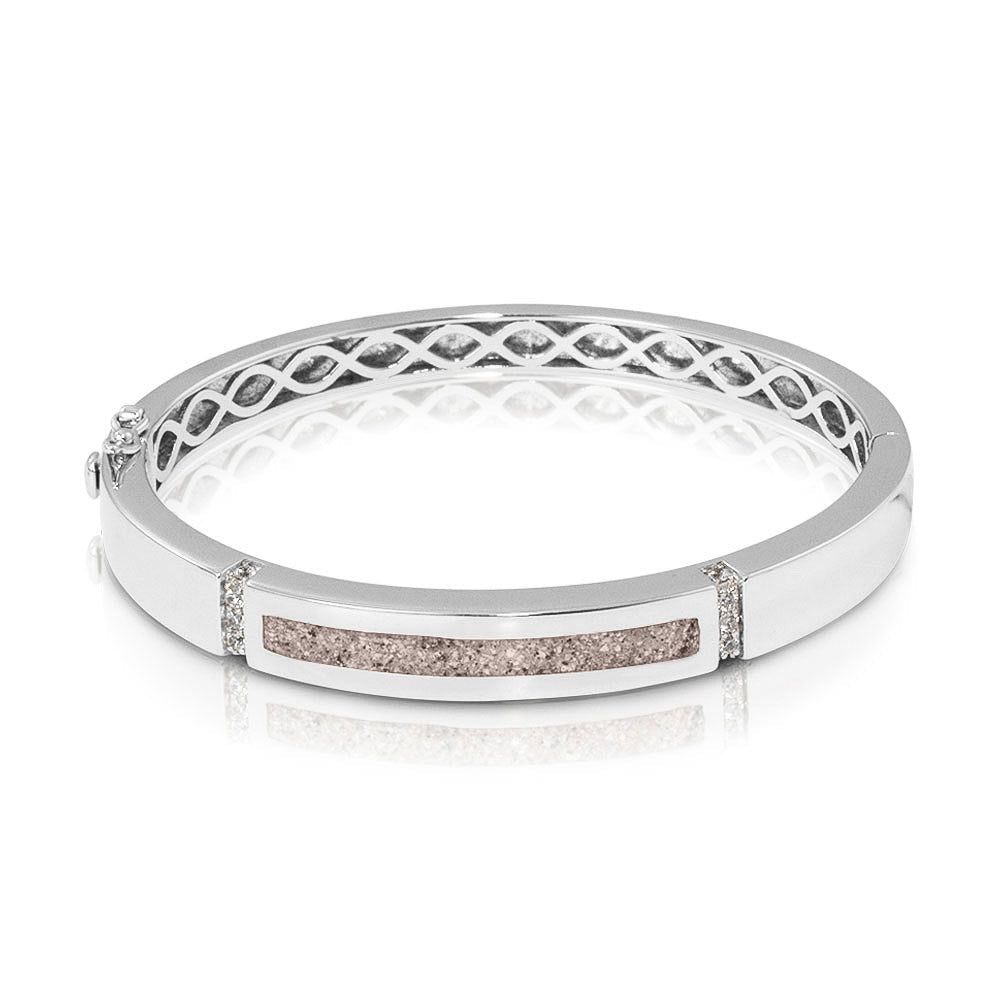 Zilveren as armband die gevuld kan worden met as of haar. Silver