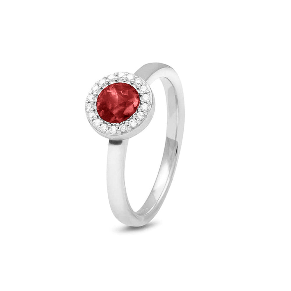  Gedenksieraad, ring 2.5 mm breed met edelstenen naar keuze rondom het compartiment  waar zichtbaar as of haar  in verwerkt wordt. Red
