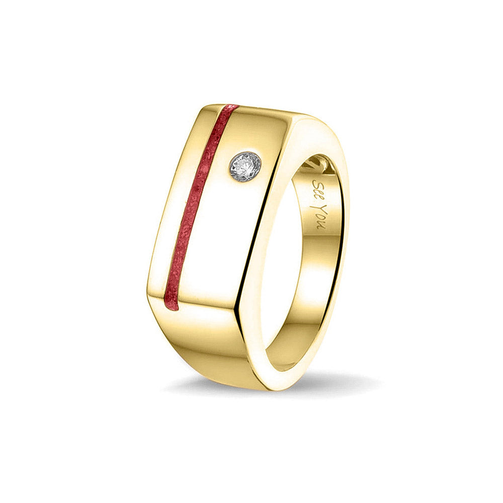 Ring als gedenksieraad met een streep aan de voorzijde, waar as of haar  in verwerkt wordt. Ernaast is een zirkonia gezet. Red