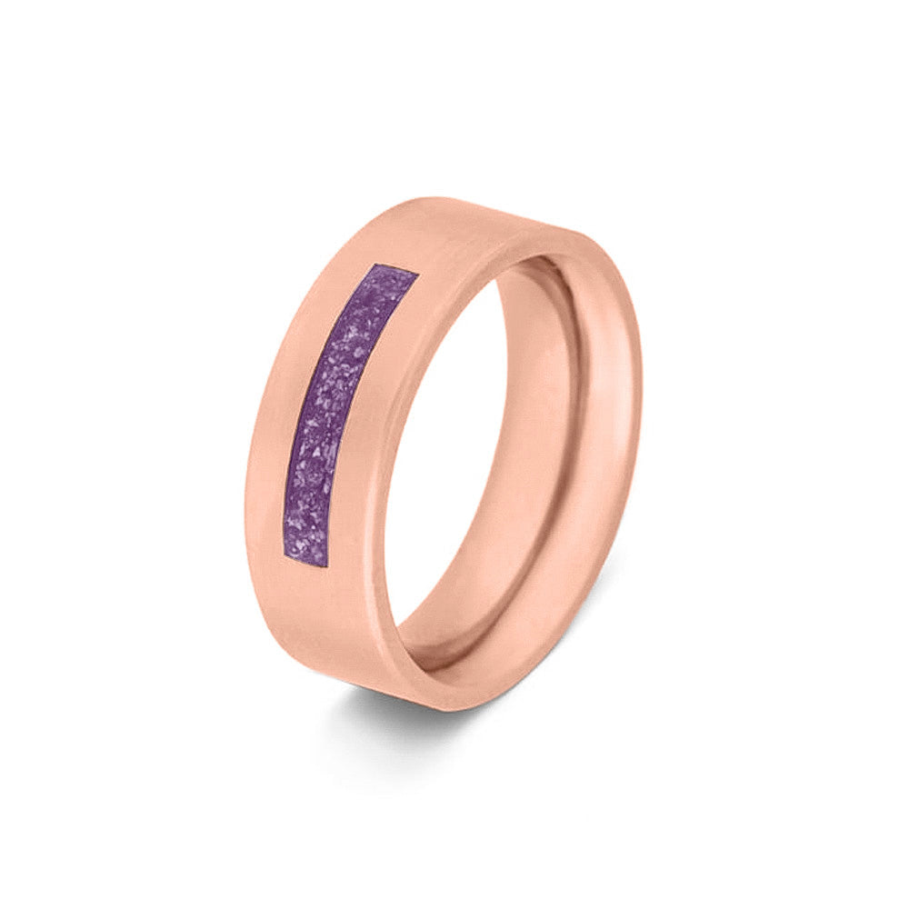 Ring als gedenksieraad 8 mm breed waar de ruimte aan de bovenzijde met as of haar verwerkt wordt.Purple