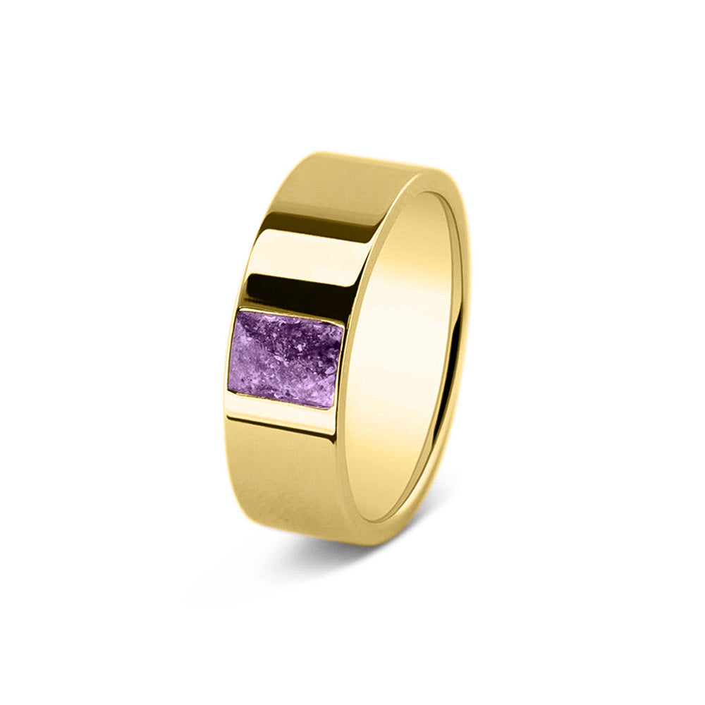 Ring als gedenksieraad 8 mm breed, glans afwerking met een rechthoekig vlak aan de voorzijde, waar as of haar  in verwerkt wordt. Purple