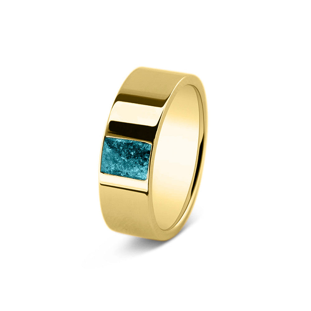 Ring als gedenksieraad 8 mm breed, glans afwerking met een rechthoekig vlak aan de voorzijde, waar as of haar  in verwerkt wordt. Turquoise